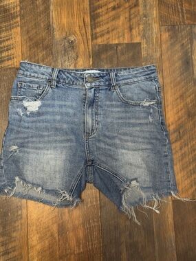 PAIGE Sarah Longline raw hem Denim Shorts Haddie destructed size 27
